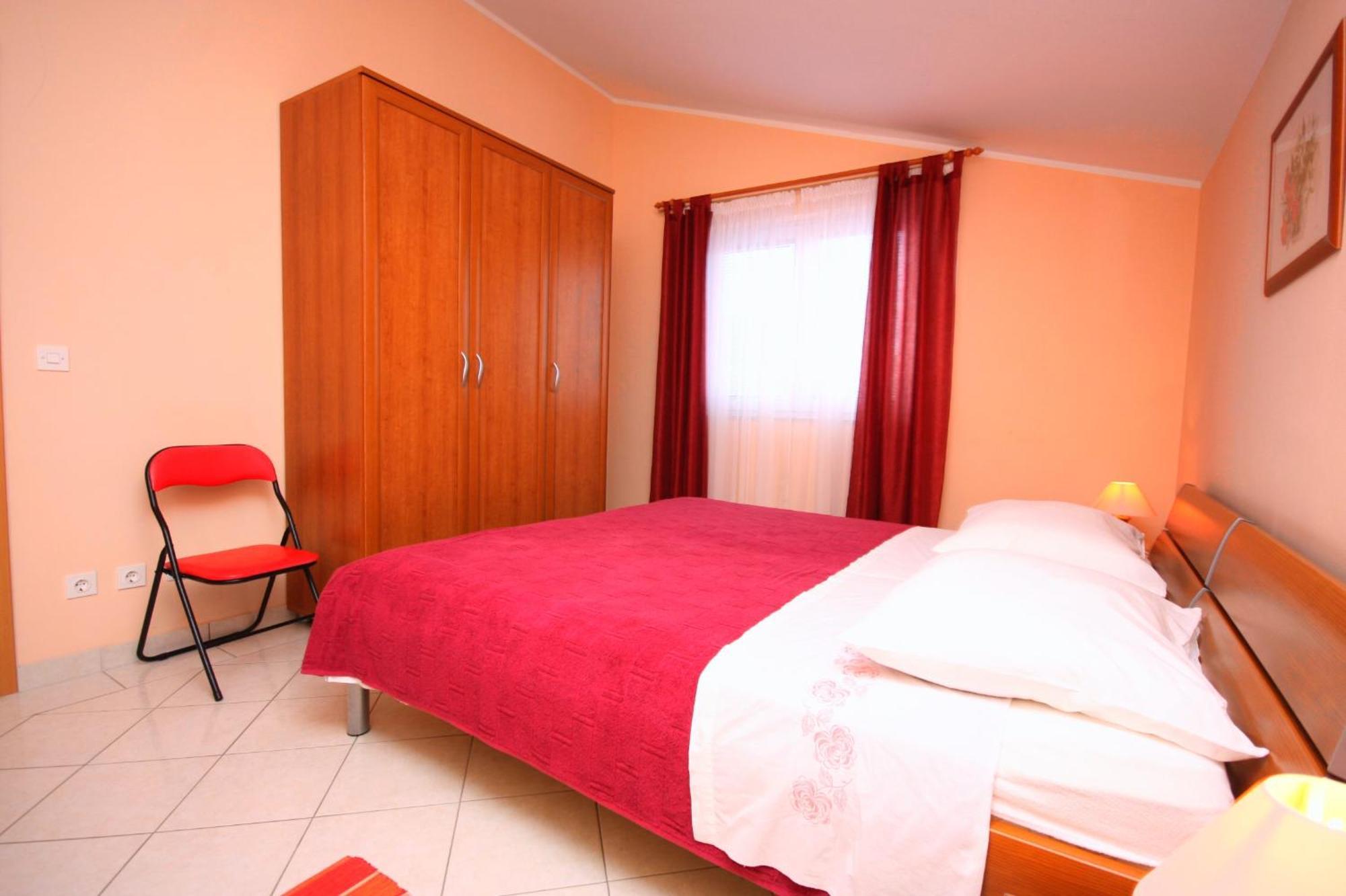 Apartments By The Sea Vinisce, Trogir - 5229 الغرفة الصورة